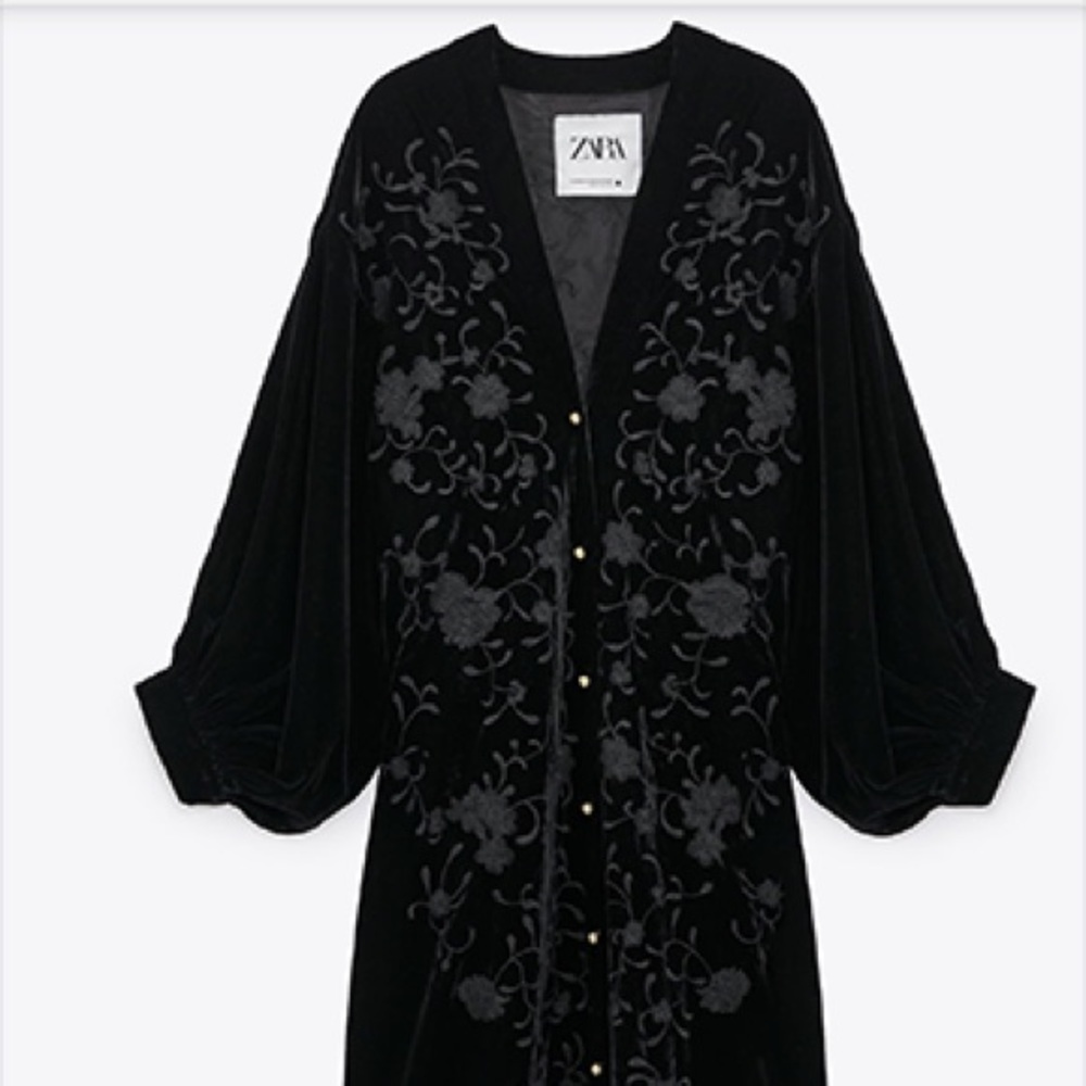 Zara embroidered velvet kimono